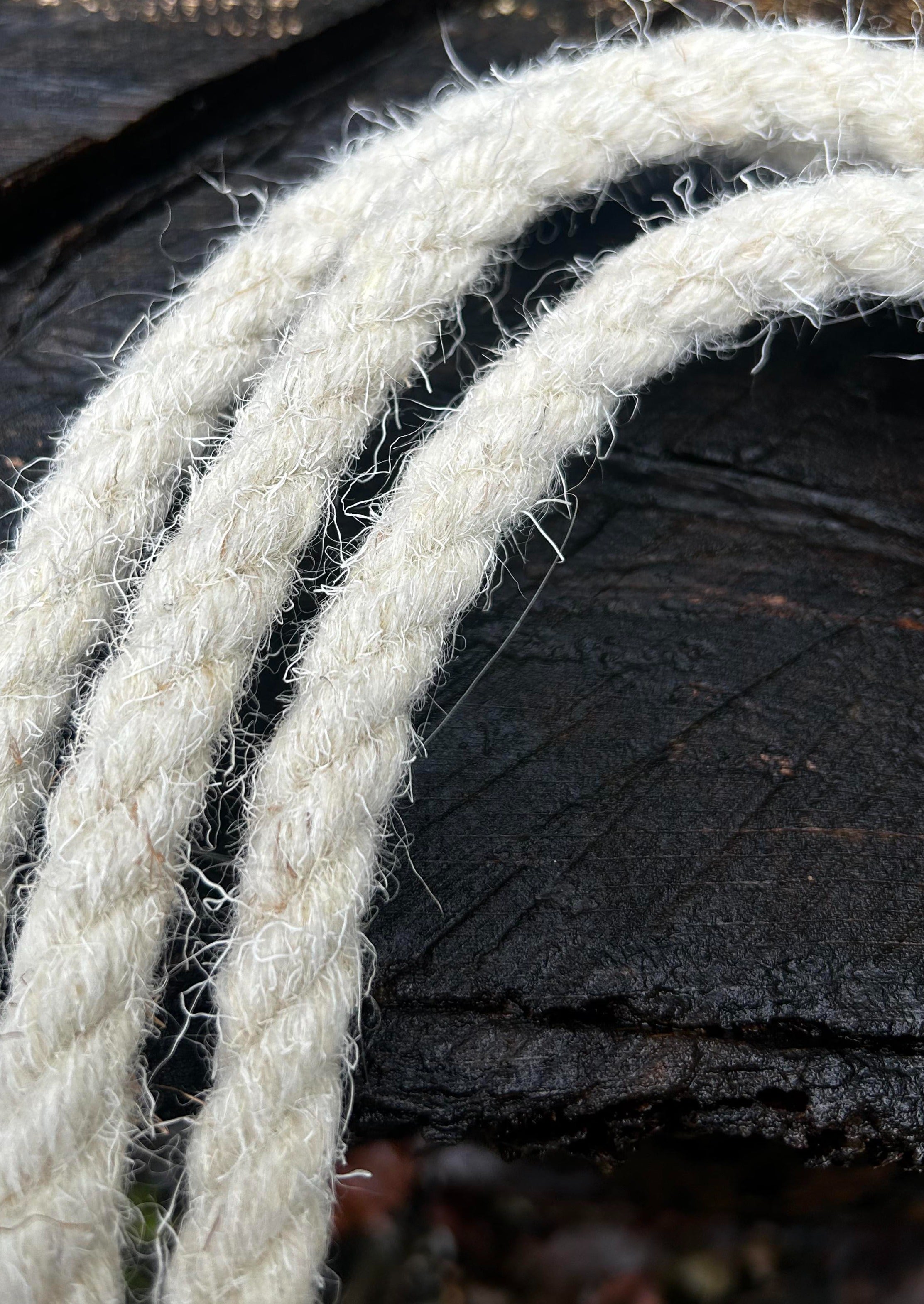 Handcrafted Sutton Natural Rope - 100% British Wool Excellence ...