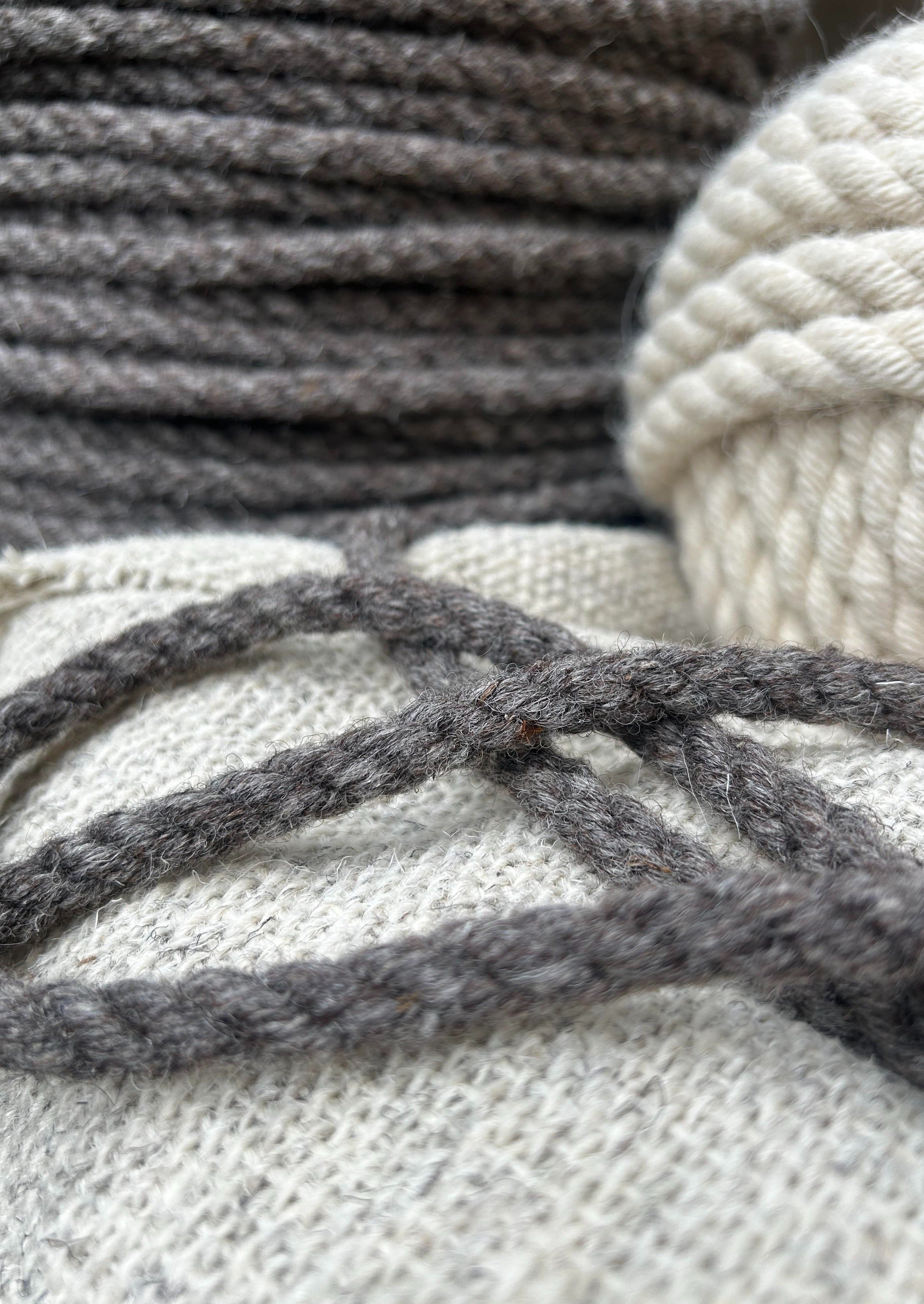 Handcrafted Sutton Natural Rope - 100% British Wool Excellence ...