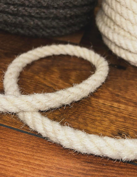 Handcrafted Sutton Natural Rope - 100% British Wool Excellence ...