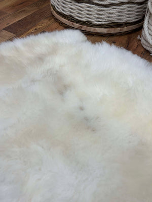 Glencroft Soft White British Sheepskin Rug