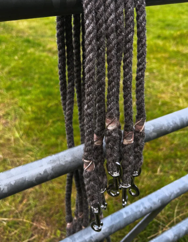 SALE 100% British Sheep Wool Dog Lead